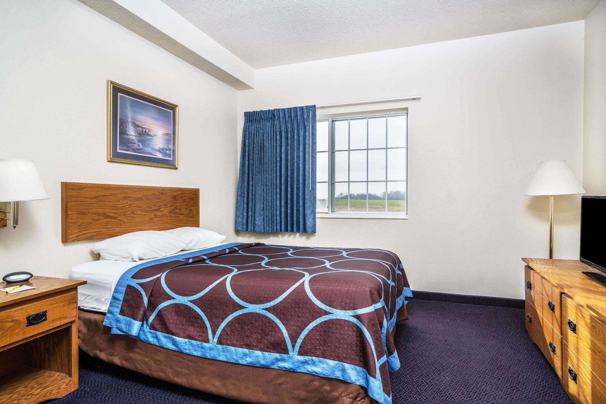 Super 8 By Wyndham Neillsville Wi Luaran gambar